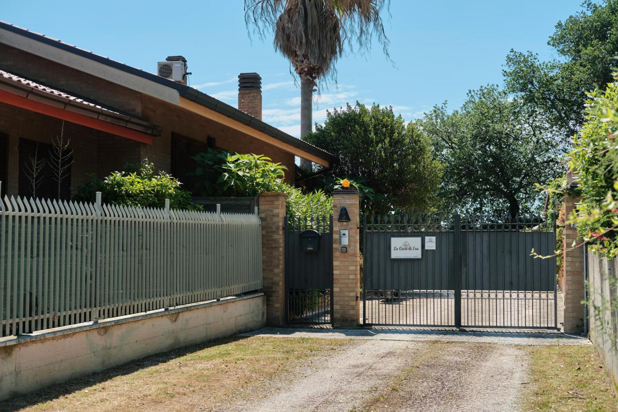 B&B La Casa Di Era Porto San Giorgio Buitenkant foto