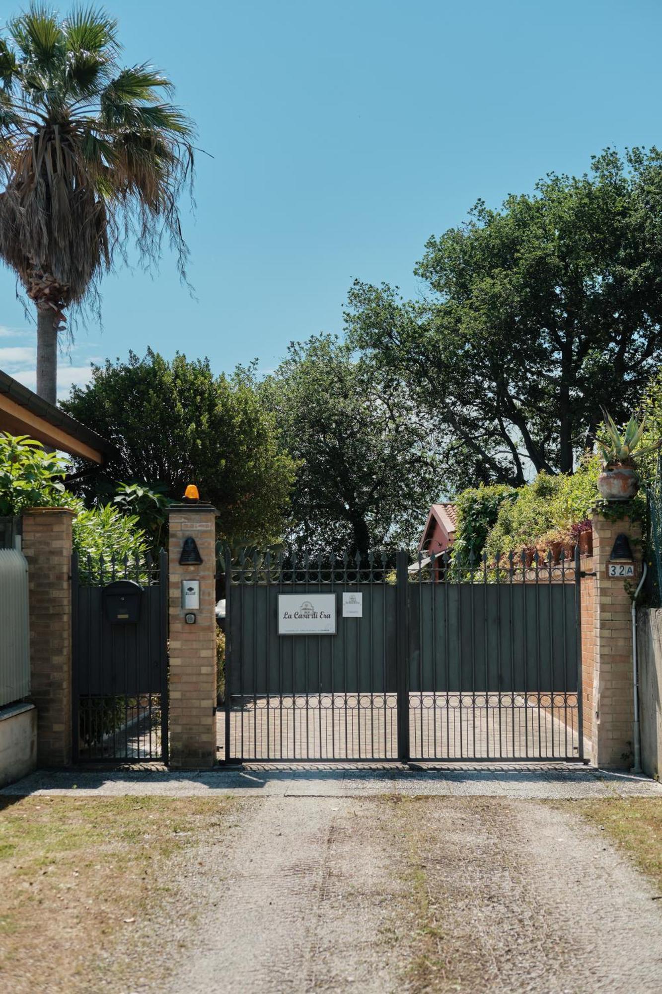 B&B La Casa Di Era Porto San Giorgio Buitenkant foto