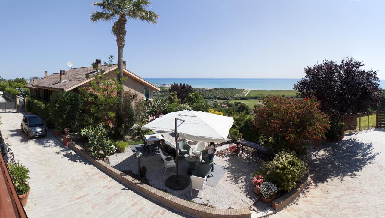 B&B La Casa Di Era Porto San Giorgio Buitenkant foto